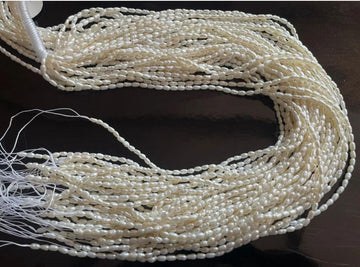 Natural Freshwater Rice Pearls – 1 Strand